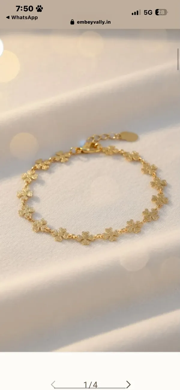 Gold_Tone_Floral_Charm_Anklet_for_Women