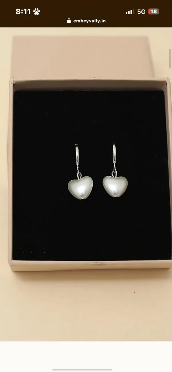 Silver_Heart_Drop_Earrings_for_Women