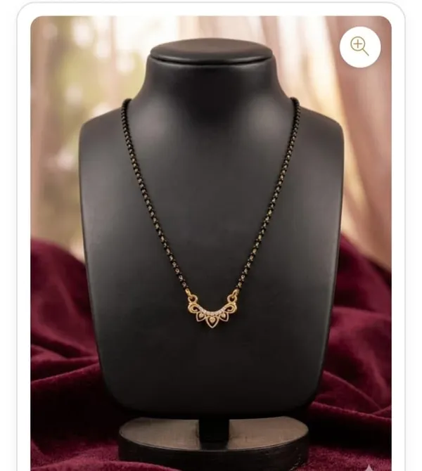Black_Beaded_Traditional_Mangalsutra_Necklace_for_Women