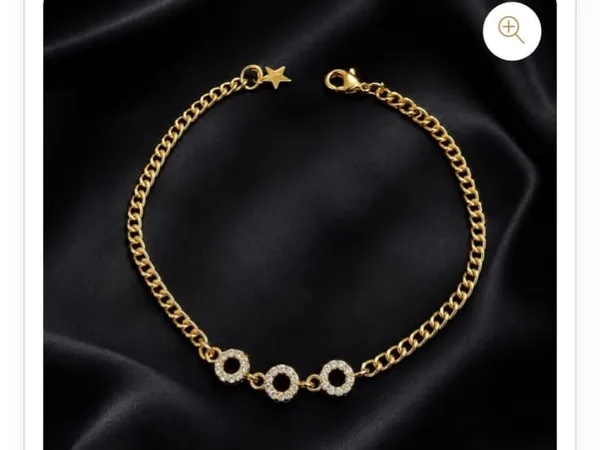 Gold_Tone_Chain_Bracelet_For_Women