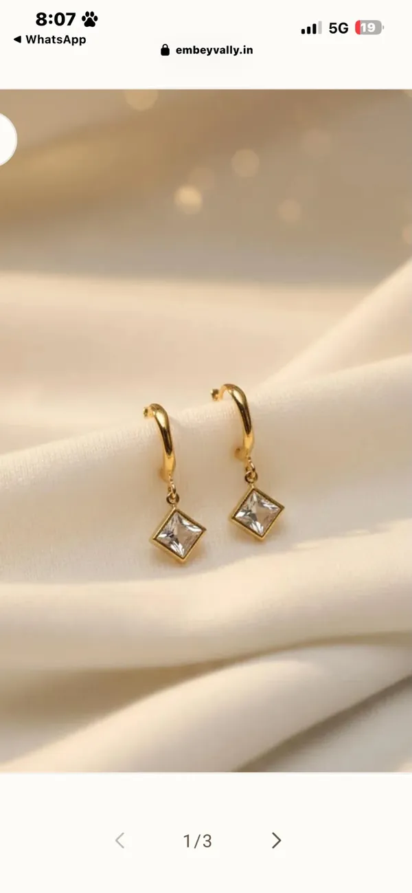 Gold-Tone_Geometric_Drop_Earrings_for_Women