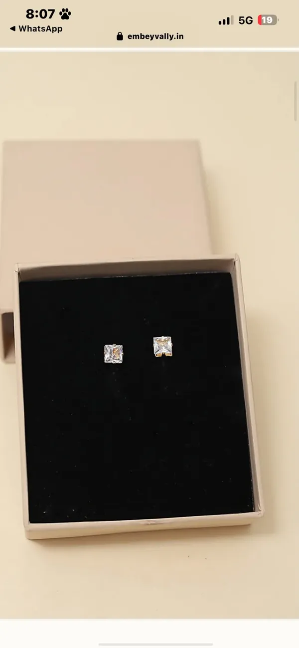 Silver_Tone_Square_Stud_Earrings_for_Women
