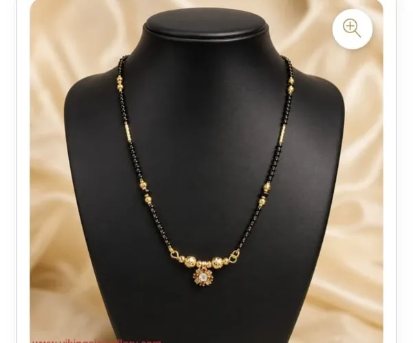 Black_Beaded_Traditional_Mangalsutra_Necklace_for_Women