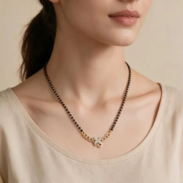 Silver_Tone_Butterfly_Pendant_Necklace_For_Women