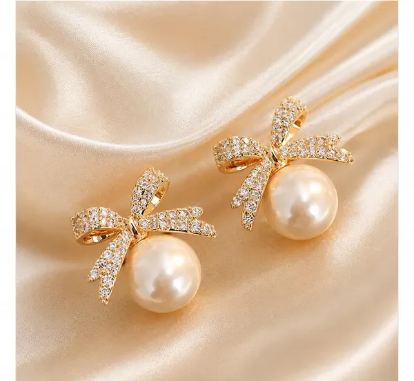 Gold_Stainless_Steel_Drop_Earrings_For_Women