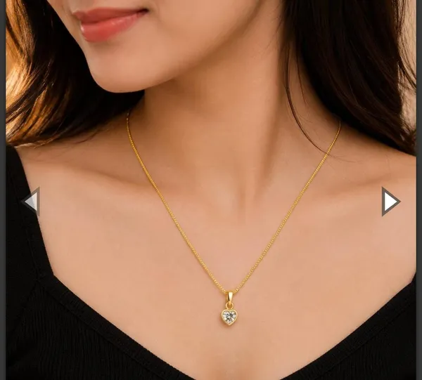 Gold_Stainless_Steel_Pendant_Necklace_For_Women