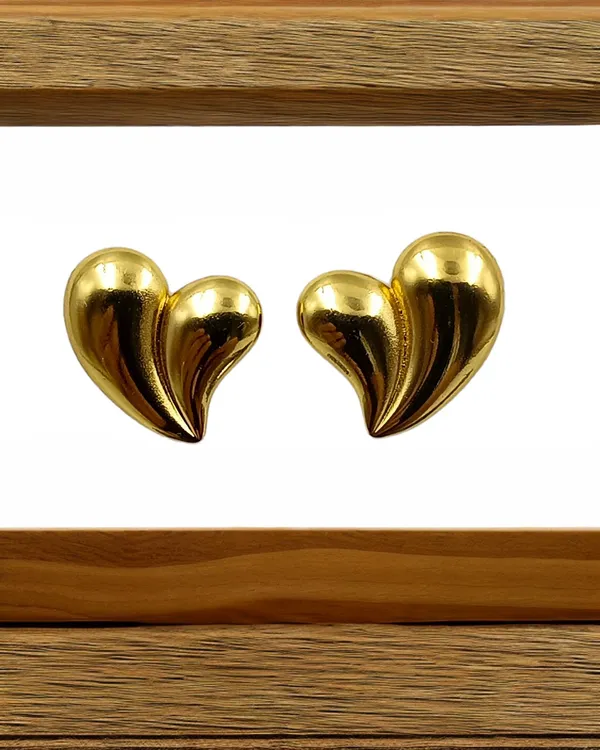 Gold-Tone_Heart_Stud_Earrings_for_Women