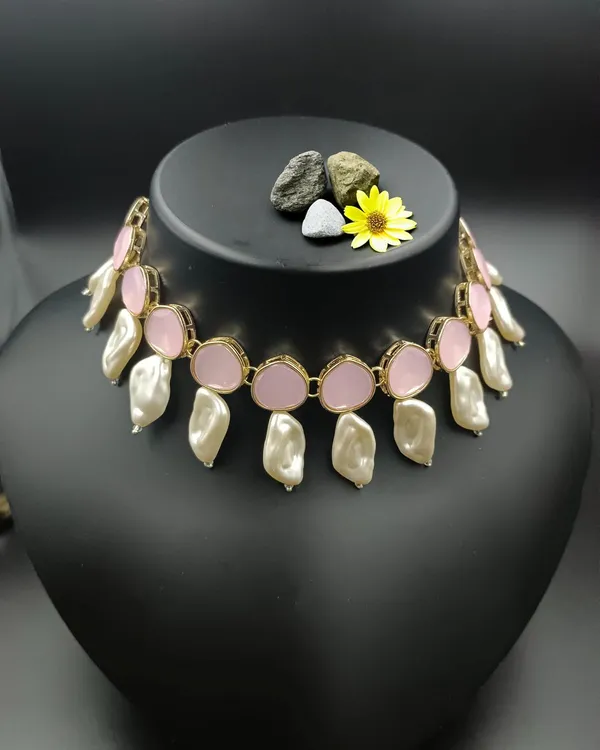 Brass_Necklace_Earrings_Set_For_Women