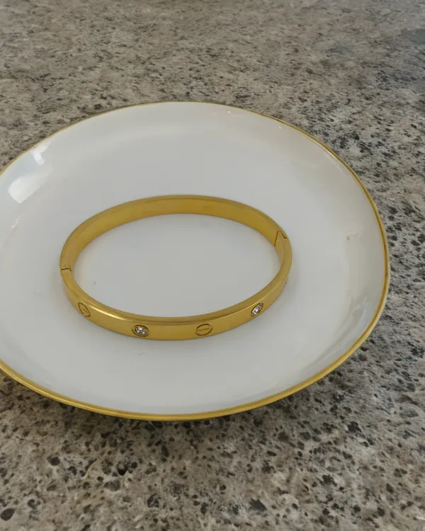 Golden_Cartiar_Bracelet_Pack_Of_1