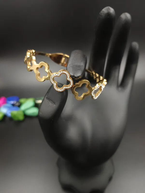 Stainless_Steel_Bracelet