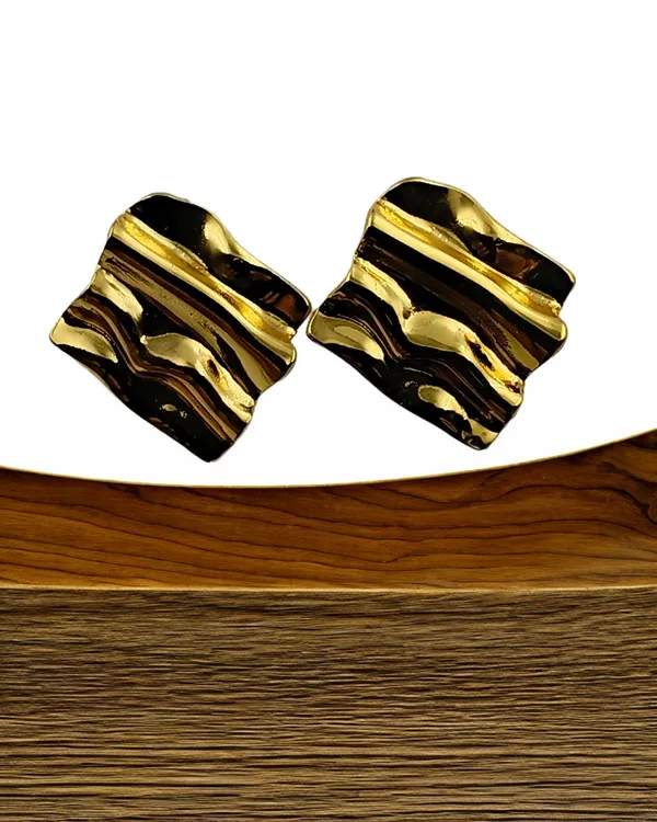 Gold-Tone_Wavy_Statement_Stud_Earrings_for_Women