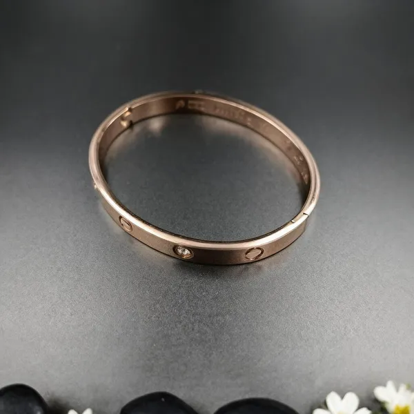Rose_Gold_Cartiar_Bracelet_Pack_Of_1