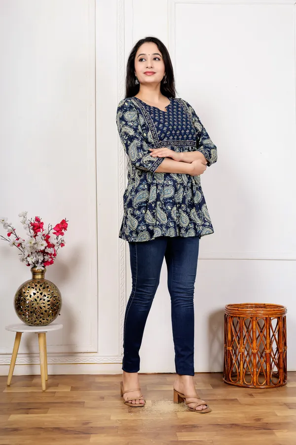 Blue_Printed_Straight_Kurti_For_Women