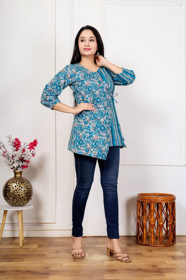 Blue_Printed_Tunic_Top_For_Women