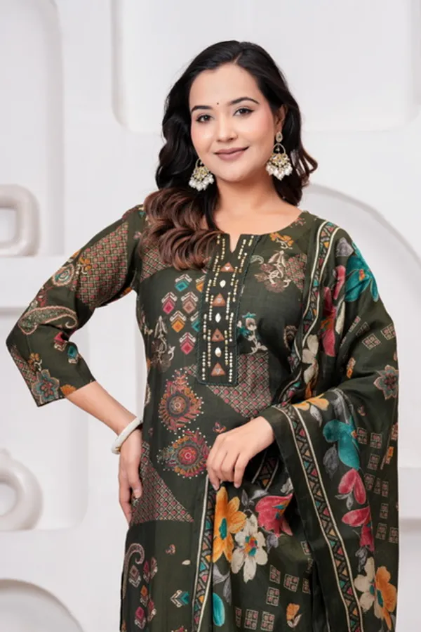 Green_Printed_Straight_Kurta_Set_With_Dupatta_For_Women