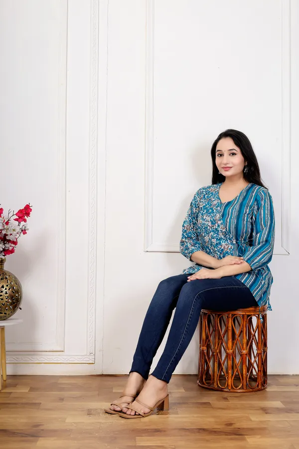 Blue_Printed_Tunic_Top_For_Women