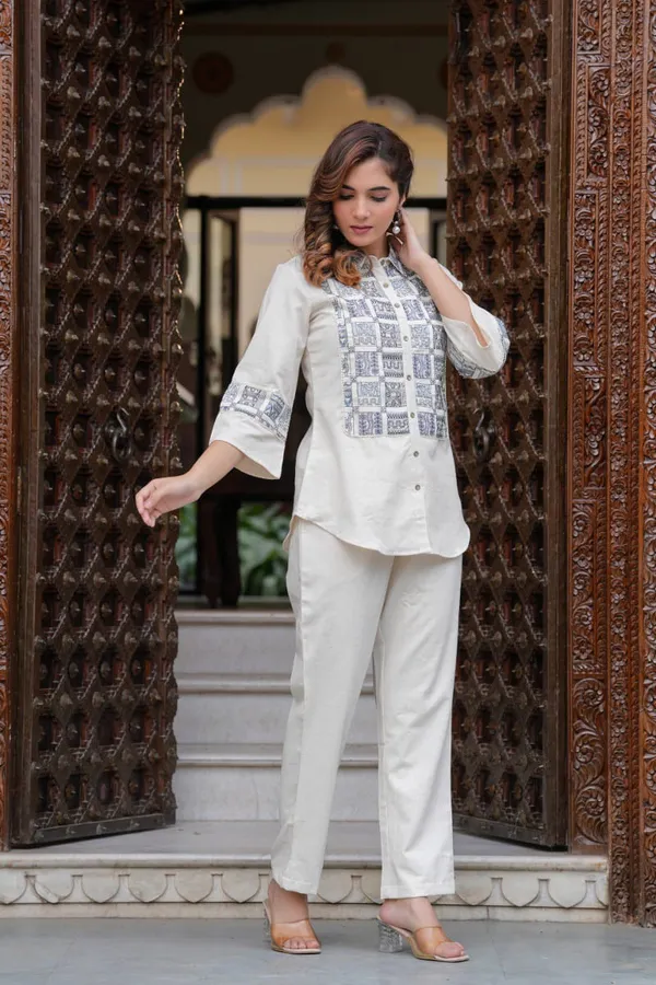 White_Printed_Relaxed_Fit_Shirt_for_Women