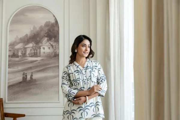 White_Printed_Relaxed_Fit_Kurta_Set_For_Women