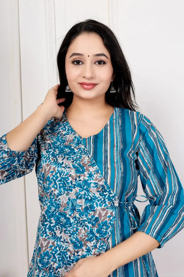 Blue_Printed_Tunic_Top_For_Women