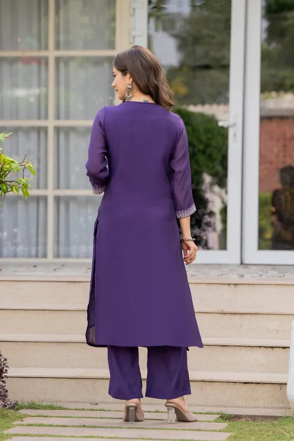 Purple_Embroidered_Mal_Chanderi_Straight_Kurta_Pant_Dupatta_Set_For_Women