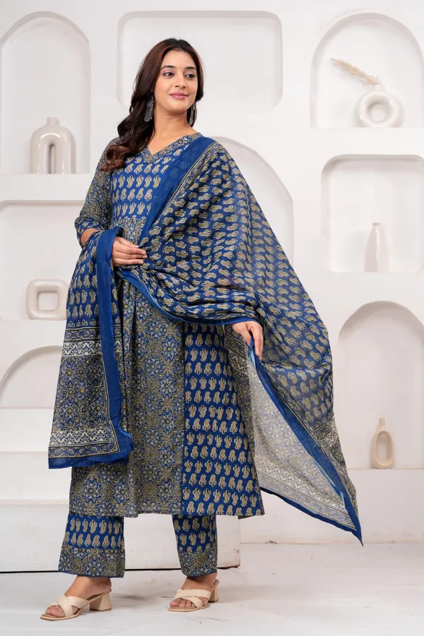 Blue_Printed_Anarkali_Kurta_Set_For_Women