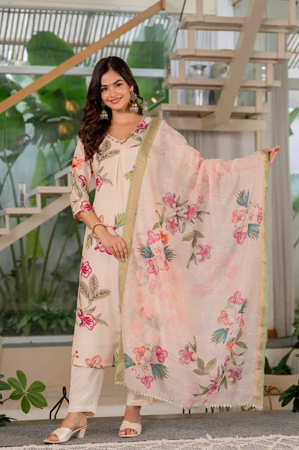 Peach_Floral_Print_Muslin_Straight_Kurta_Pant_Dupatta_Set_For_Women