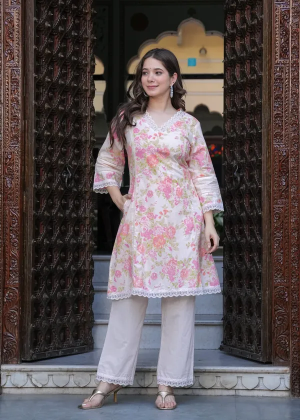 White_Floral_Print_Straight_Kurta_Set_For_Women