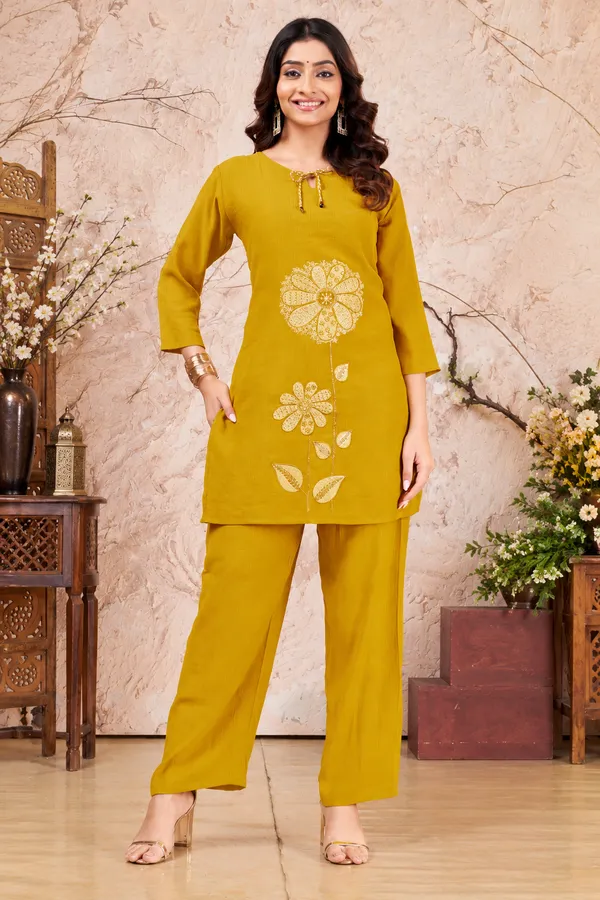 Mustard_Cotton_Kurta_Pant_Set_For_Women