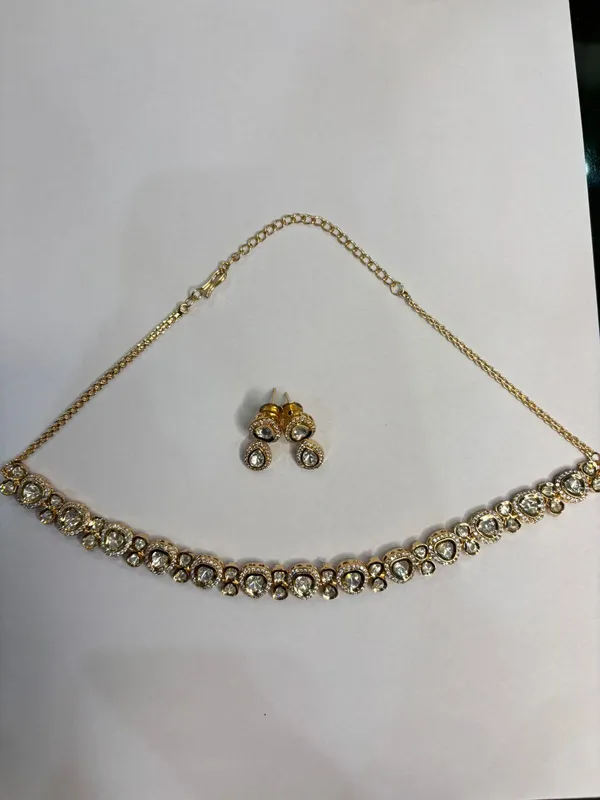 Gold-Toned_Statement_Necklace_And_Earrings_Set_for_Women