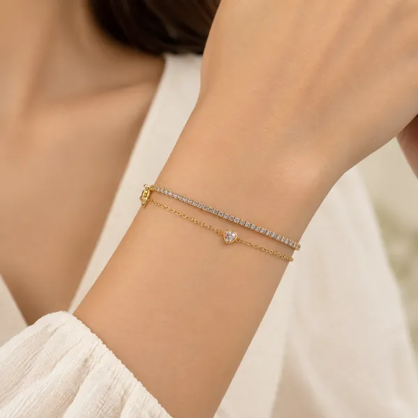 Gold_Stainless_Steel_Crystal_Heart_Charm_Chain_Bracelet_For_Women