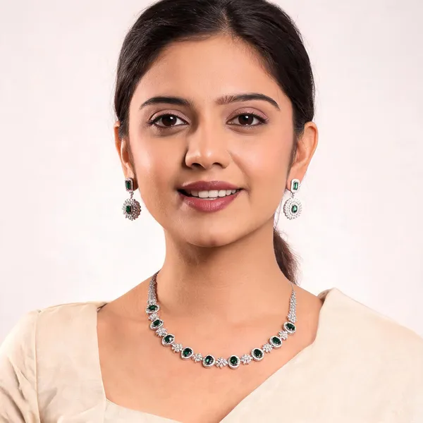 Silver_Green_Stone_Floral_Necklace_And_Earrings_Set_For_Women