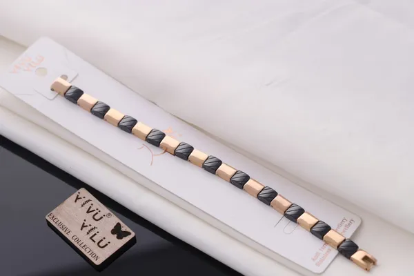 Black_Rose_Gold_Ceramic_Beaded_Bracelet_For_Women