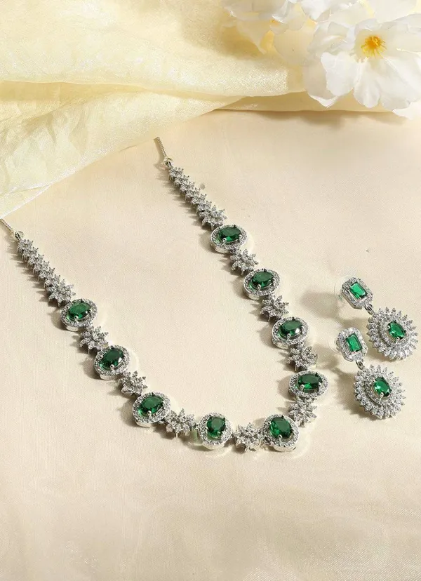Silver_Green_Stone_Floral_Necklace_And_Earrings_Set_For_Women