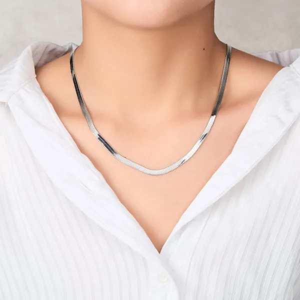 Silver_Copper_Snake_Chain_Necklace_For_Women