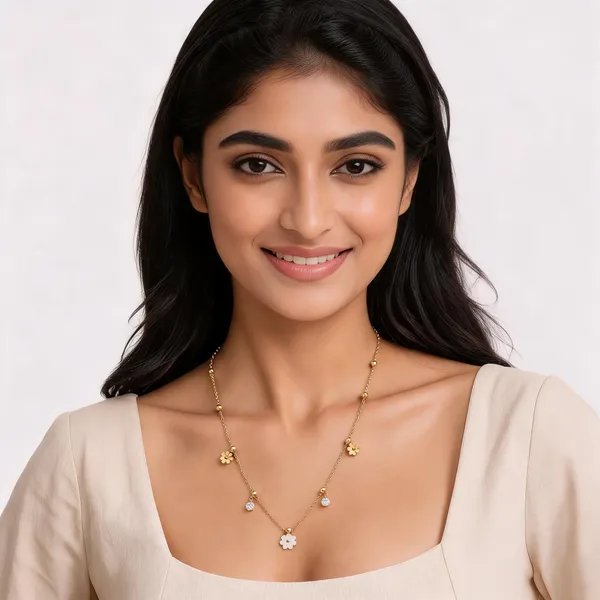 Gold_Stainless_Steel_Floral_Pendant_Necklace_For_Women