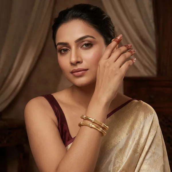 Gold_Stainless_Steel_Traditional_Bangles_For_Women