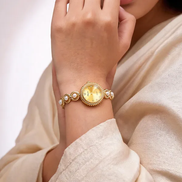 Gold_Tone_Linked_Bracelet_Analog_Watch_For_Women