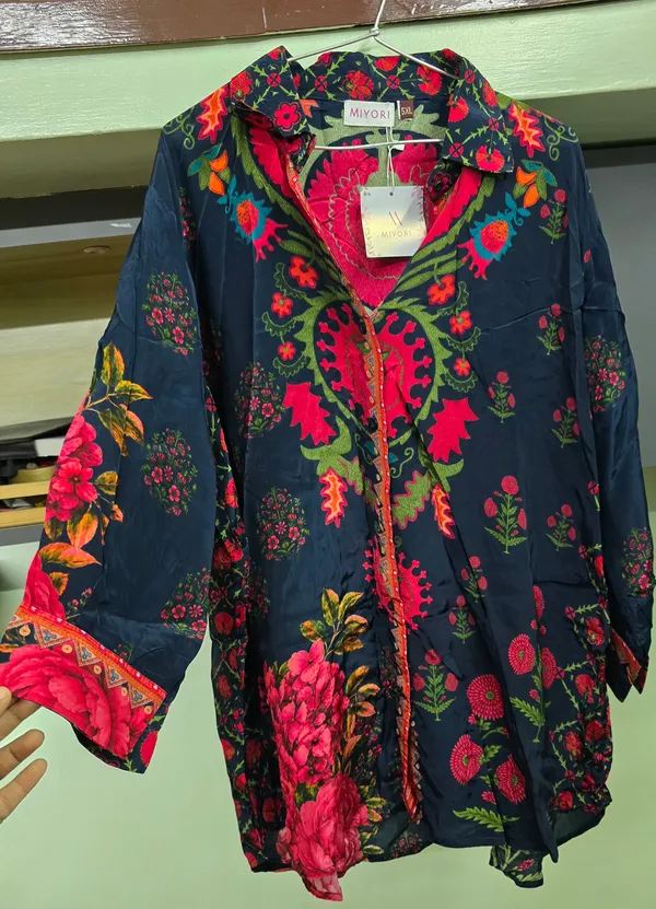 Navy_Printed_Long_Sleeve_Shirt_for_Women