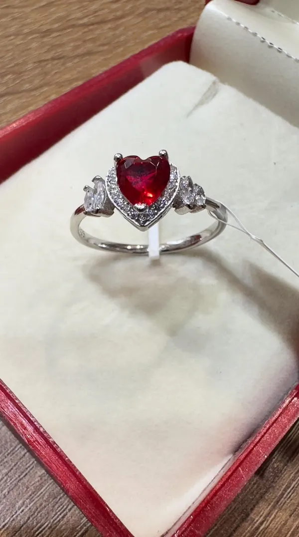Silver-Tone_Red_Heart_Stone_Ring