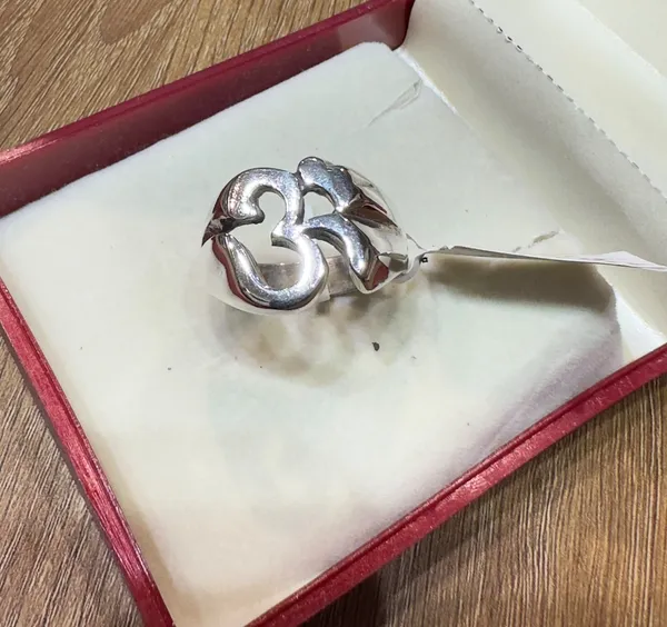 Silver-Tone_Om_Symbol_Ring_for_Men