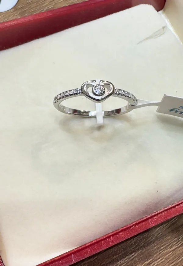 Silver_Tone_Heart_Design_Ring_for_Women