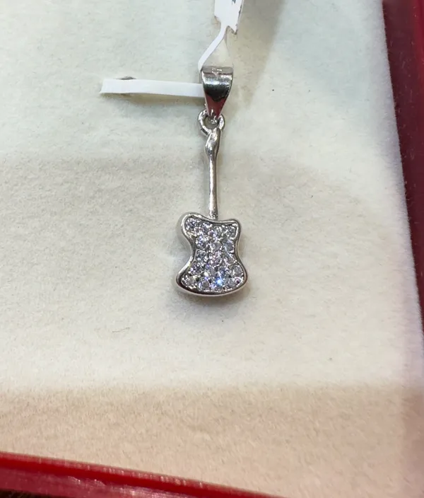 Silver-Tone_Rhinestone_Cat_Pendant_for_Women