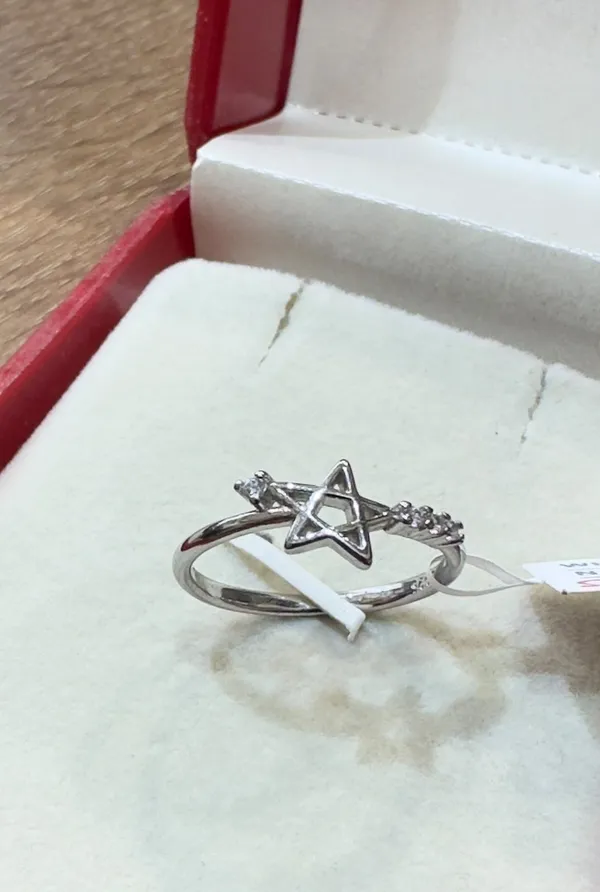 Silver_Tone_Star_Design_Ring_for_Women