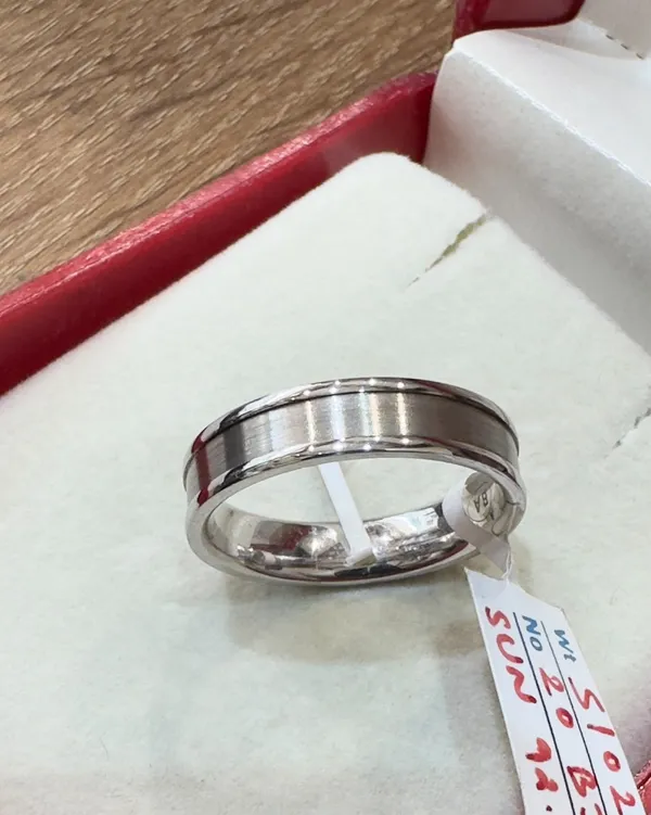 Silver-Tone_Plain_Band_Ring_for_Men