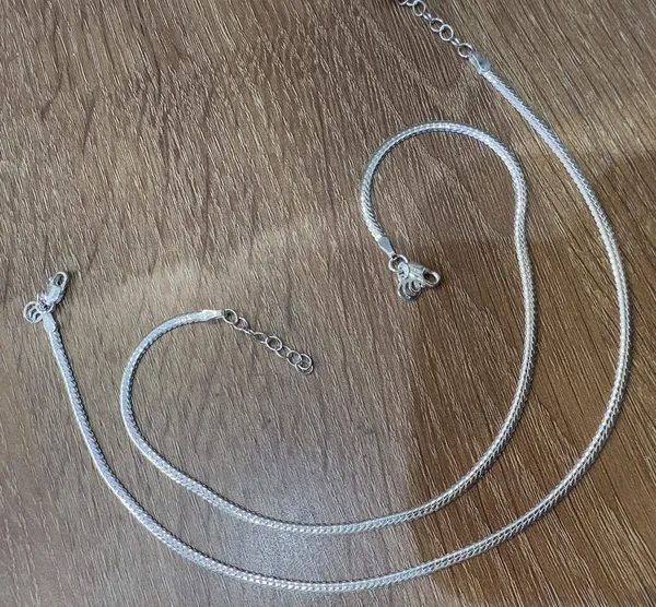 Silver_Tone_Chain_Anklet_Pair_for_Women