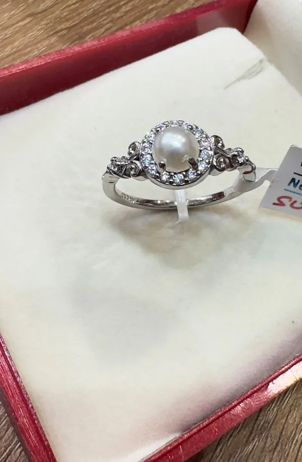 Silver_Tone_Pearl_Stone_Statement_Ring_for_Women