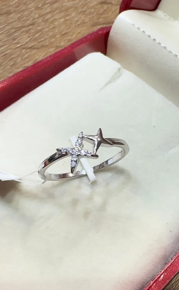 Silver_Tone_Crystal_Star_Ring_for_Women