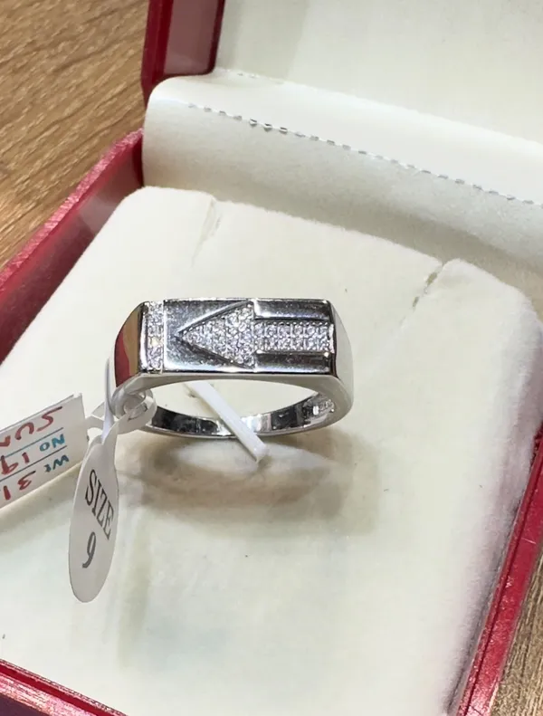 Silver-Tone_Arrow_Design_Ring_for_Men