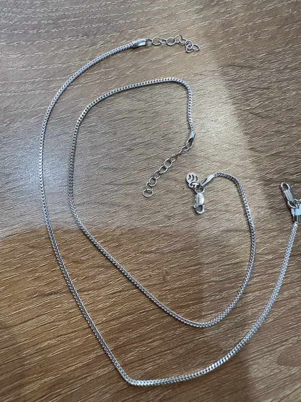Silver_Tone_Chain_Necklace_for_Women