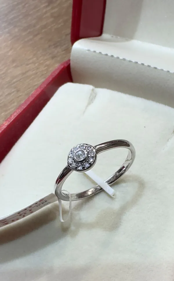 Silver_Tone_Circular_Crystal_Ring_for_Women
